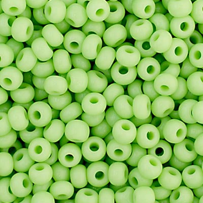 CZECH SEED BEAD 11/0 OPAQUE PALE GREEN