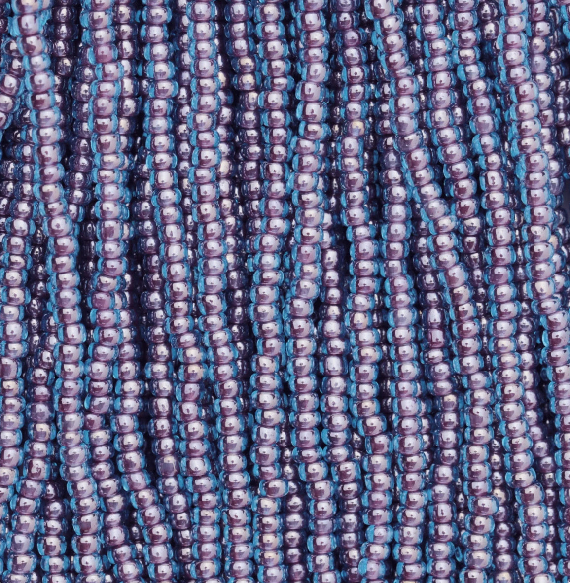 Czech Seed Beads, 11/0 – Colourlined Aqua Red Lined (strung)