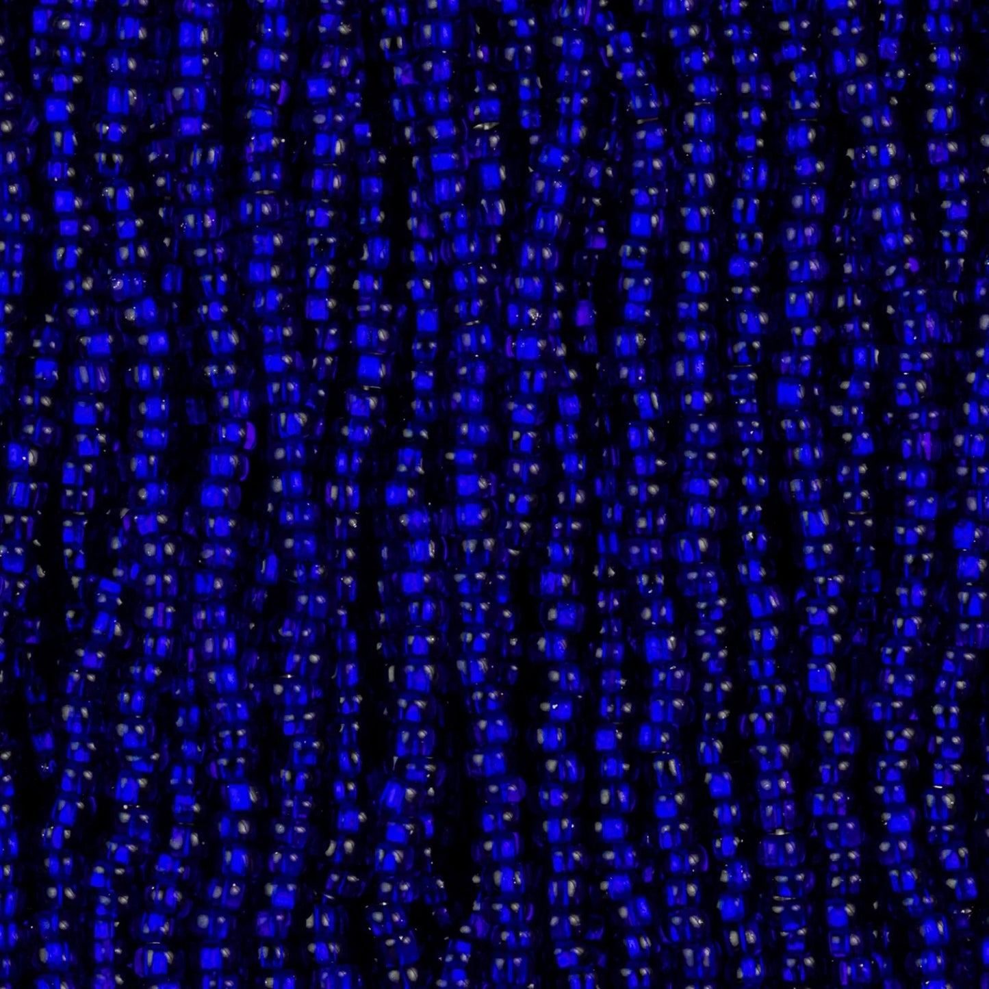 Czech Seed Beads, 11/0 – Silverlined Cobalt (strung)