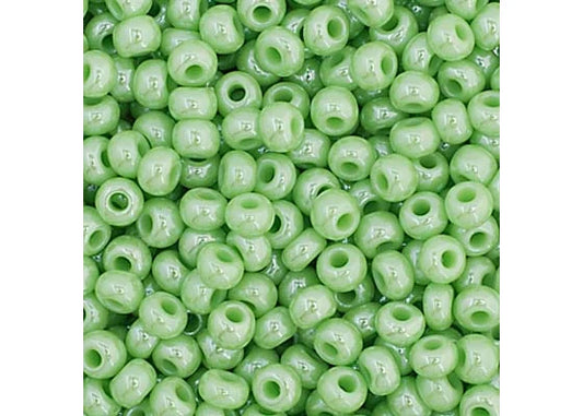 Opaque Green Luster 11/0