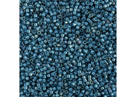 Fancy Lined Montana 11/0