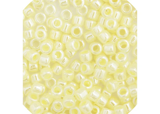 Miyuki Delica 11/0 Pale Yellow Ceylon Lined-dyed Db-232