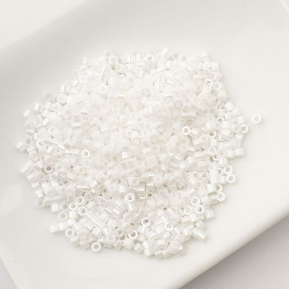 CYLIN BEAD 11/0 25G BAG WHITE PEARL LUSTER