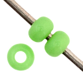 CZECH SEED BEAD 11/0 OPAQUE PALE GREEN