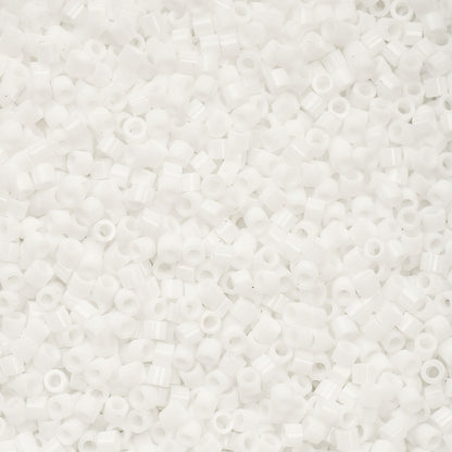 CYLIN BEAD 11/0 25G BAG CHALK WHITE